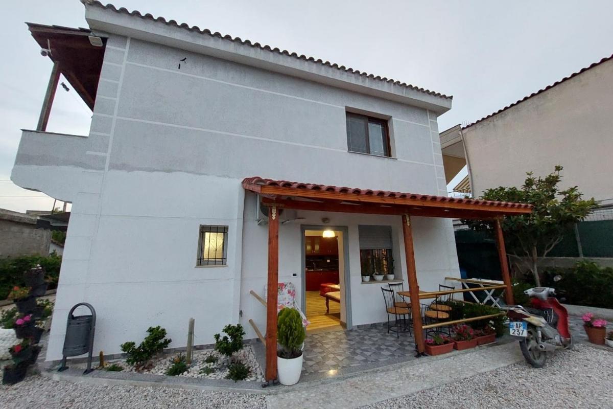 Villa Heljos Apartaments Vlore Room photo